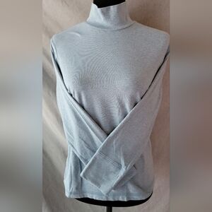 2 - Columbia Long Sleeve Mock Turtle Neck Tops 1 - Blue 1 - Red